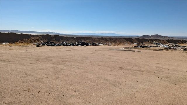 602 Mimosa, El Mirage, CA 92301