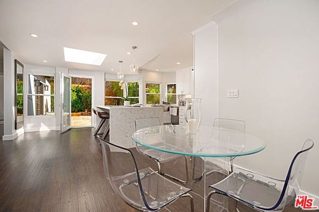 9023 PHYLLIS Avenue, West Hollywood, CA 90069