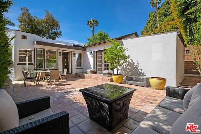 9023 PHYLLIS Avenue, West Hollywood, CA 90069