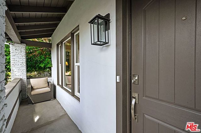 9023 PHYLLIS Avenue, West Hollywood, CA 90069