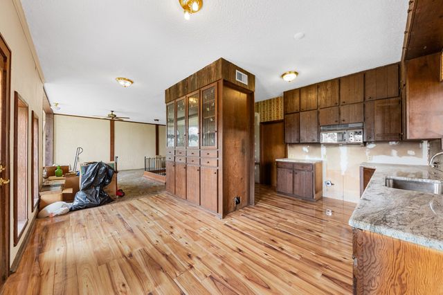 6562 E Highway 36, Hamilton, TX 76531