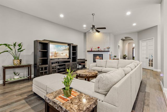 1026 Longhill Way, Forney, TX 75126