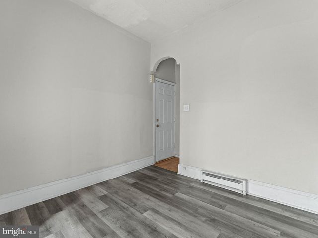2243 N 33RD ST, Philadelphia, PA 19132