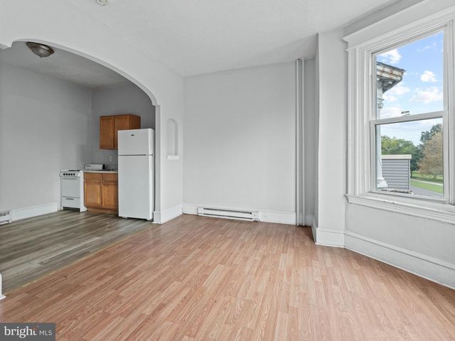 2243 N 33RD ST, Philadelphia, PA 19132