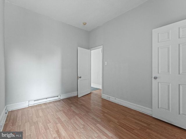 2243 N 33RD ST, Philadelphia, PA 19132