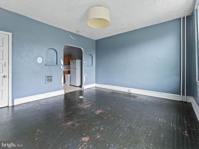 2243 N 33RD ST, Philadelphia, PA 19132