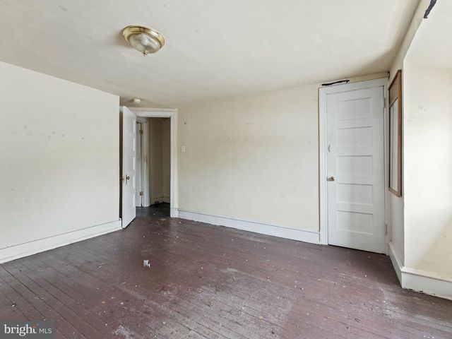 2243 N 33RD ST, Philadelphia, PA 19132