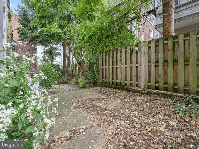 2243 N 33RD ST, Philadelphia, PA 19132
