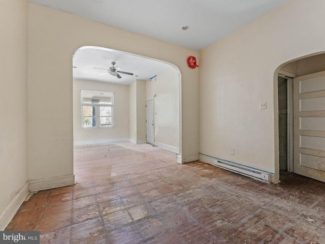 2243 N 33RD ST, Philadelphia, PA 19132