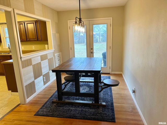 1314 Goltra Avenue, Jacksonville, IL 62650