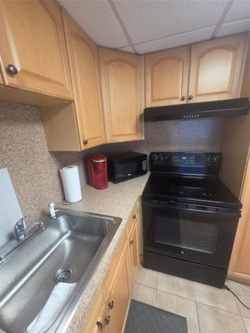 1920 NE 51ST Court 201, Fort Lauderdale, FL 33308