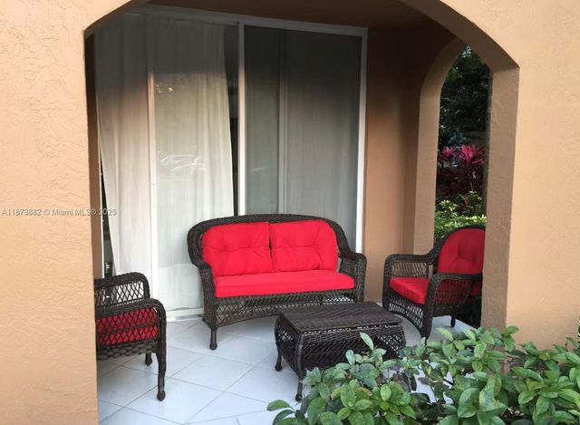 19501 E Country Club Dr 9107, Aventura, FL 33180