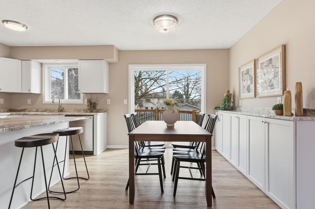 2416 14th Avenue E, North Saint Paul, MN 55109