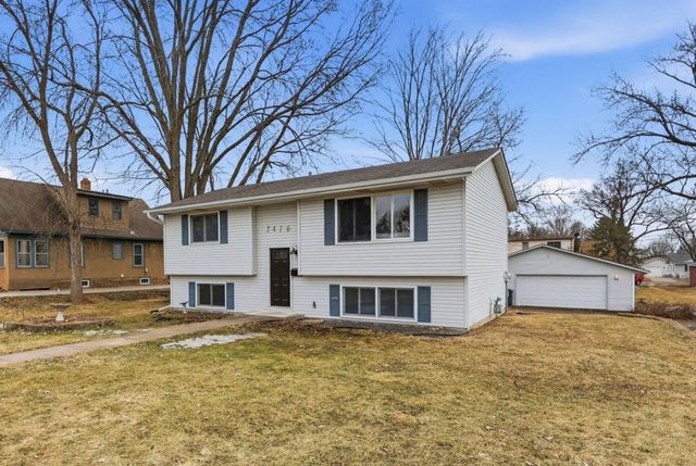 2416 14th Avenue E, North Saint Paul, MN 55109