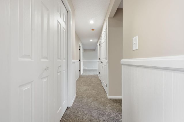 2416 14th Avenue E, North Saint Paul, MN 55109