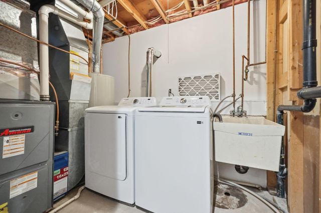 2416 14th Avenue E, North Saint Paul, MN 55109