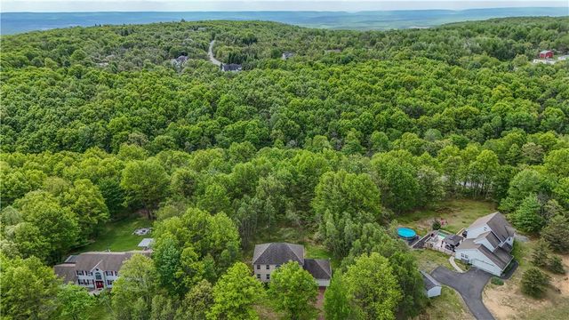 109 Colleen Drive, Tunkhannock Twp, PA 18610