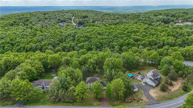109 Colleen Drive, Tunkhannock Twp, PA 18610