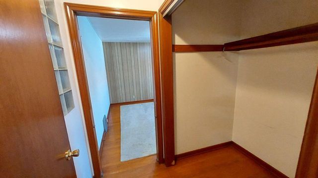 1405 15th AVENUE, South Milwaukee, WI 53172