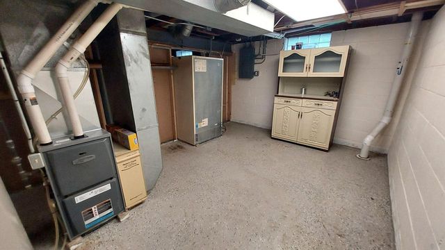 1405 15th AVENUE, South Milwaukee, WI 53172