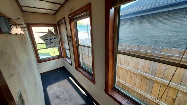 1405 15th AVENUE, South Milwaukee, WI 53172