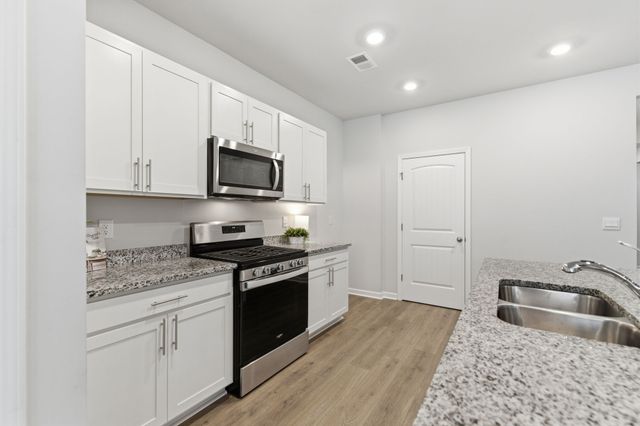 1148 Woodbridge Blvd, Lebanon, TN 37090