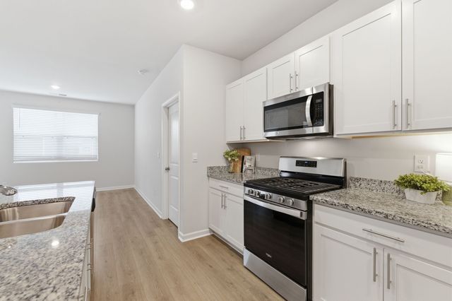 1148 Woodbridge Blvd, Lebanon, TN 37090