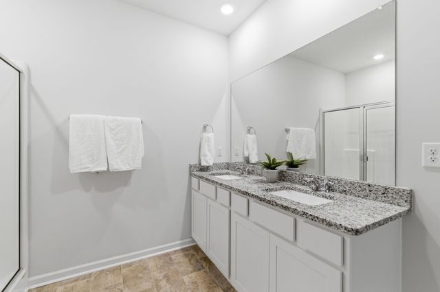 1148 Woodbridge Blvd, Lebanon, TN 37090