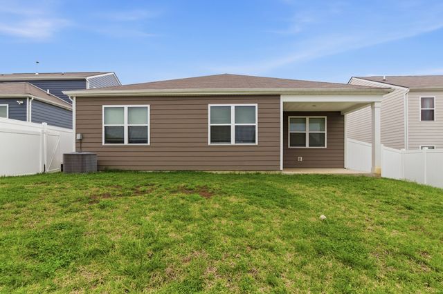 1148 Woodbridge Blvd, Lebanon, TN 37090