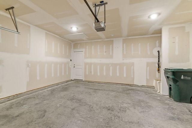 1148 Woodbridge Blvd, Lebanon, TN 37090