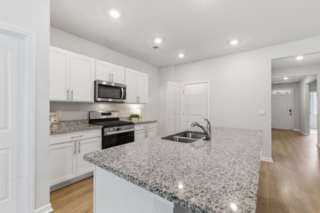 1148 Woodbridge Blvd, Lebanon, TN 37090