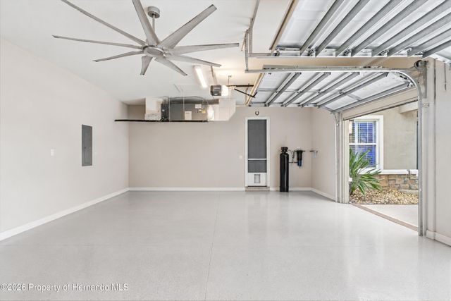 9215 Lake Cypress Loop, Weeki Wachee, FL 34613