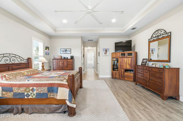9215 Lake Cypress Loop, Weeki Wachee, FL 34613
