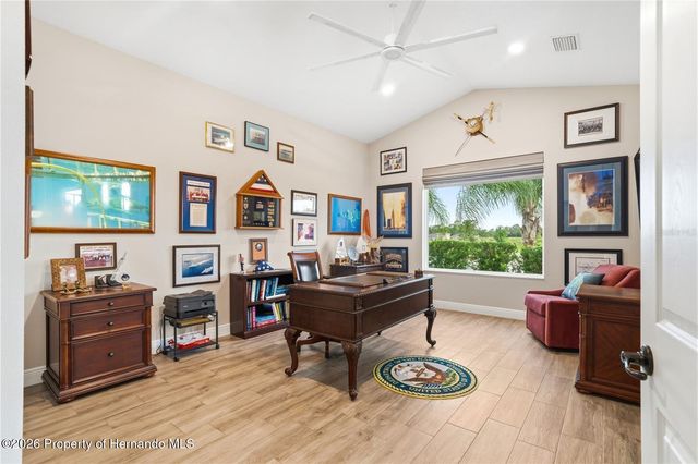 9215 Lake Cypress Loop, Weeki Wachee, FL 34613