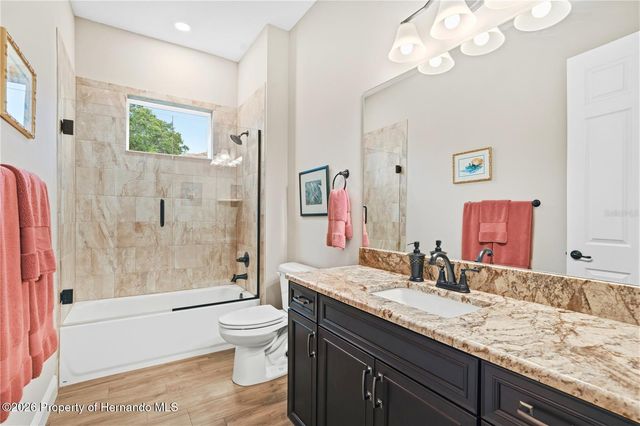 9215 Lake Cypress Loop, Weeki Wachee, FL 34613