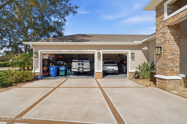 9215 Lake Cypress Loop, Weeki Wachee, FL 34613