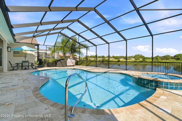 9215 Lake Cypress Loop, Weeki Wachee, FL 34613