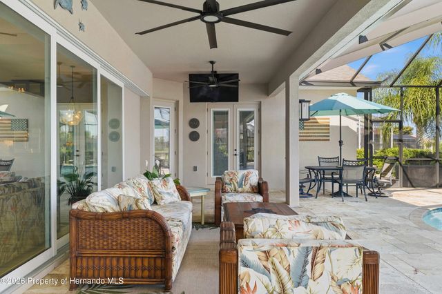 9215 Lake Cypress Loop, Weeki Wachee, FL 34613