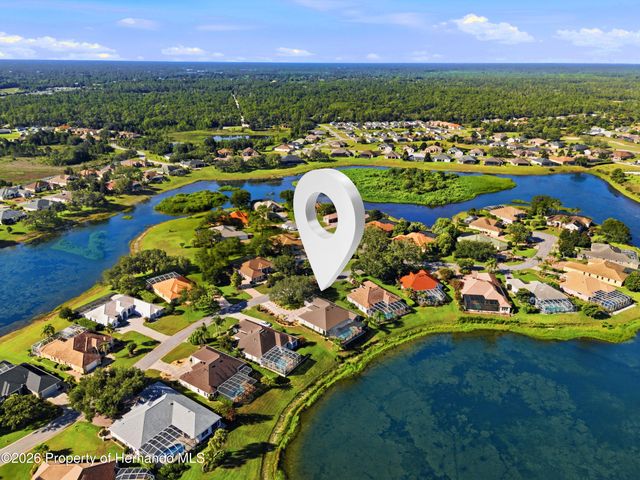 9215 Lake Cypress Loop, Weeki Wachee, FL 34613