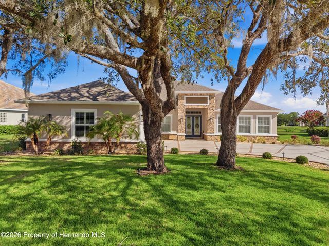 9215 Lake Cypress Loop, Weeki Wachee, FL 34613