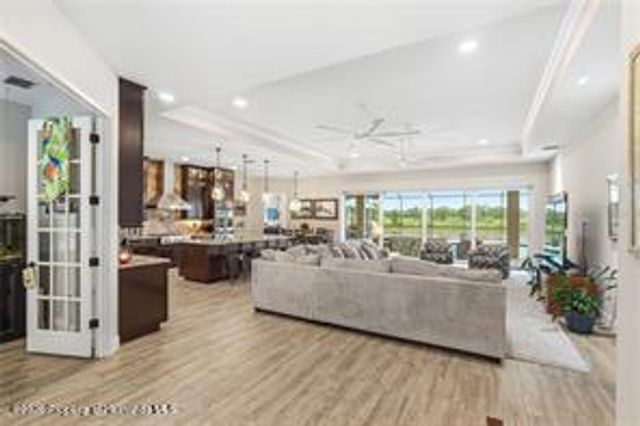 9215 Lake Cypress Loop, Weeki Wachee, FL 34613