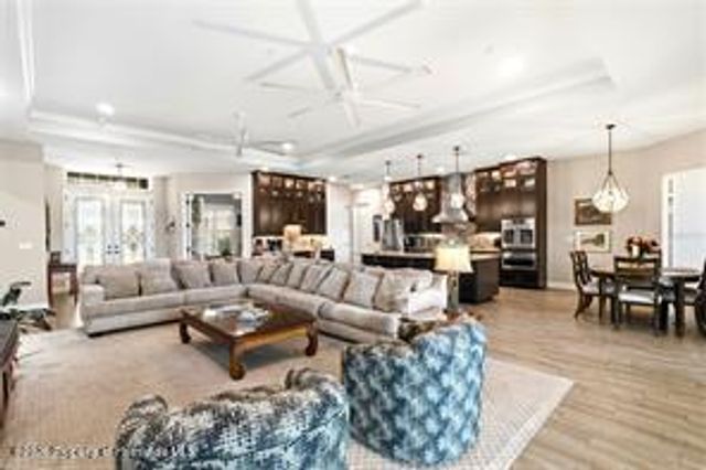 9215 Lake Cypress Loop, Weeki Wachee, FL 34613