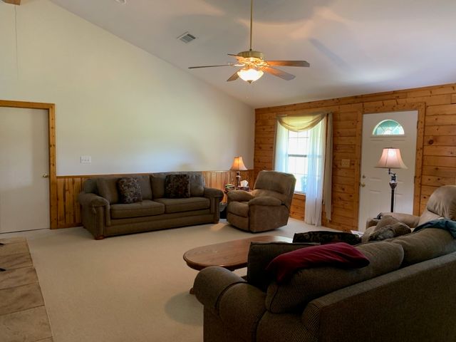 9150 State Highway 198, Canton, TX 75103