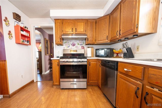 35 Lindbergh Court, Cheektowaga, NY 14225