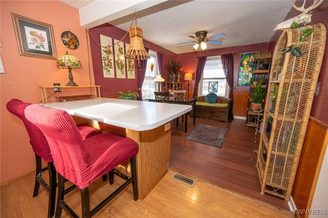 35 Lindbergh Court, Cheektowaga, NY 14225