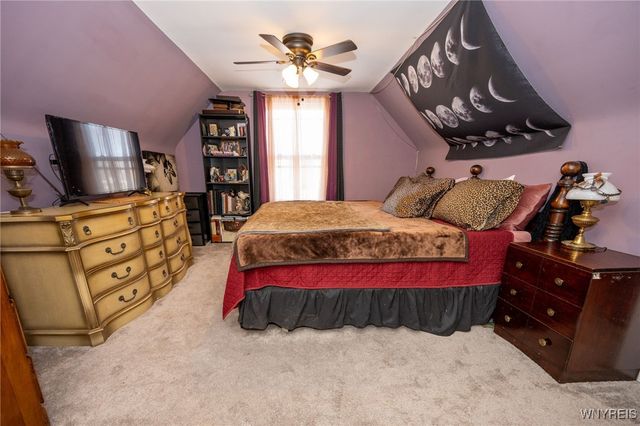 35 Lindbergh Court, Cheektowaga, NY 14225