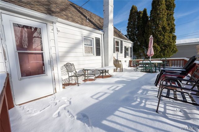 35 Lindbergh Court, Cheektowaga, NY 14225