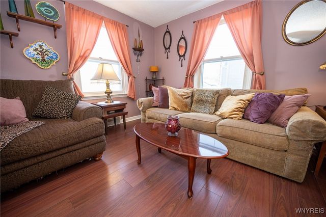 35 Lindbergh Court, Cheektowaga, NY 14225