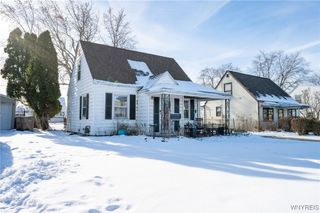 35 Lindbergh Court, Cheektowaga, NY 14225