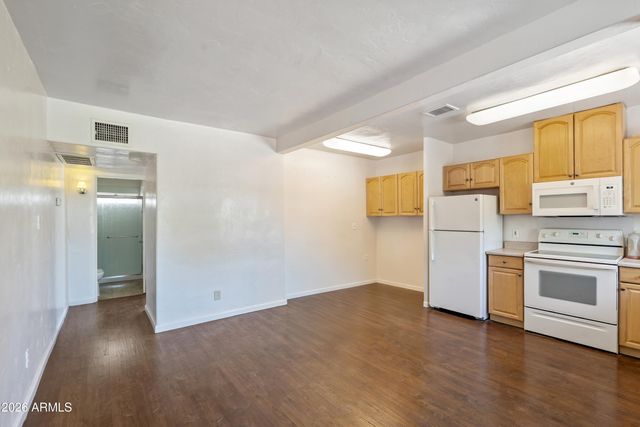 1222 S FARMER Avenue 102-A, Tempe, AZ 85281